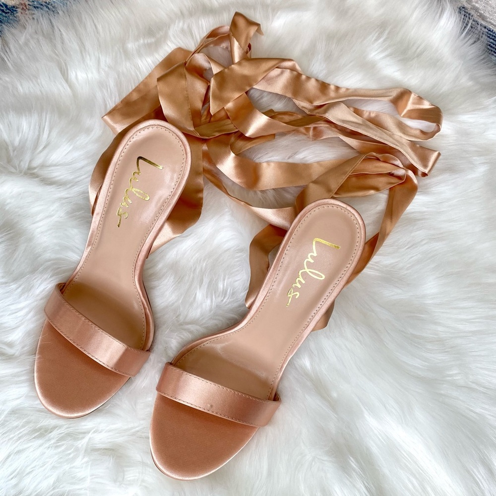 NIB Lulu’s Size 8 Champagne Gold Satin Lace-Up Stiletto Heel Sandals - Picture 9 of 10